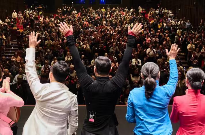 uni explorer tweet media