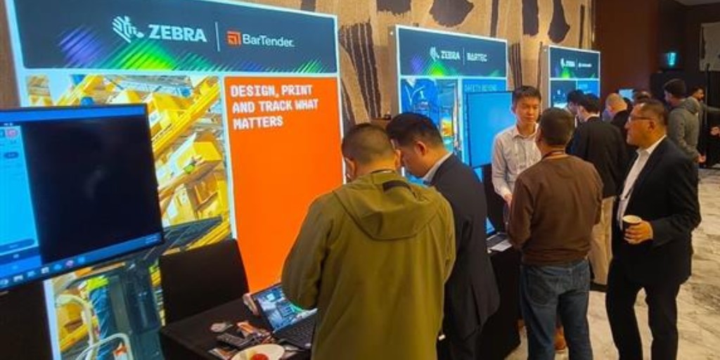 SeagullSci's tweet image. We had a great time last week at the @ZebraTechnology APAC SKO!

Thanks to the Zebra team for the chance to meet with other Zebra partners and showcase BarTender Track &amp;amp; Trace.

Let’s connect 👉 bartendersoftware.com/contact

#RFID #ItemLevelTracking #WarehouseOperations
