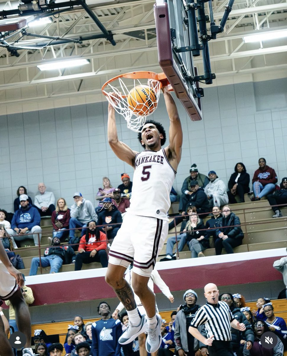 KaysBasketball's tweet photo. Kankakee 73-Crete-Monee 53

- Lincoln Williams: 16 points, 10 rebounds, 6 assists, 5 steals 
- Cedric Terrell: 16 points
- Myair Thompson: 14 points
- Kenaz Jackson: 13 points
- EJ Hazelett: 10 points, 5 rebounds, 5 assists, 4 steals

Kankakee is now 20-1, 10-0 https://t.co/nZbmNAtZKw