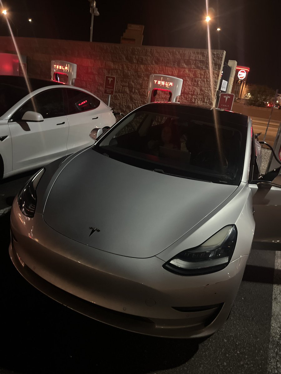 Andre / CUBSKi tweet media