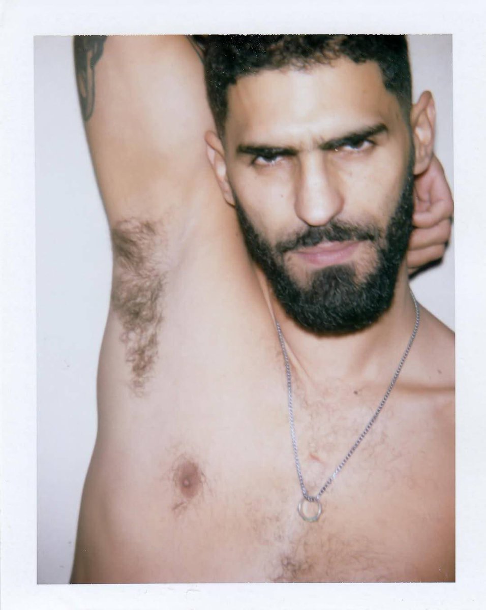 MOTO PAPI tweet media