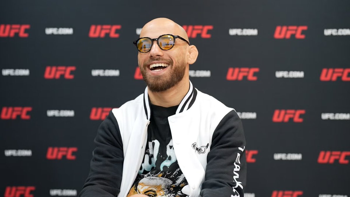 DovySimuMMA's tweet image. ❌Jean Silva says he’s no longer friends with Mauricio Ruffy

“It’s over”

via @laertevianamma