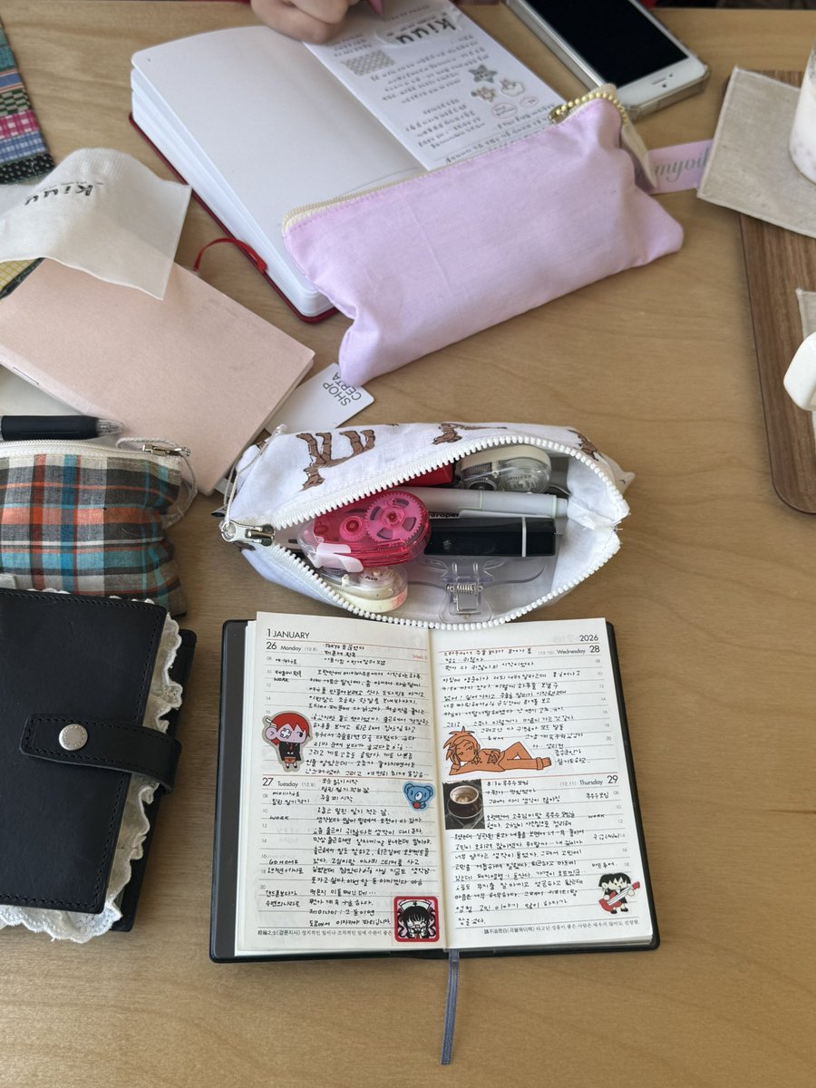 로운🎗 tweet media