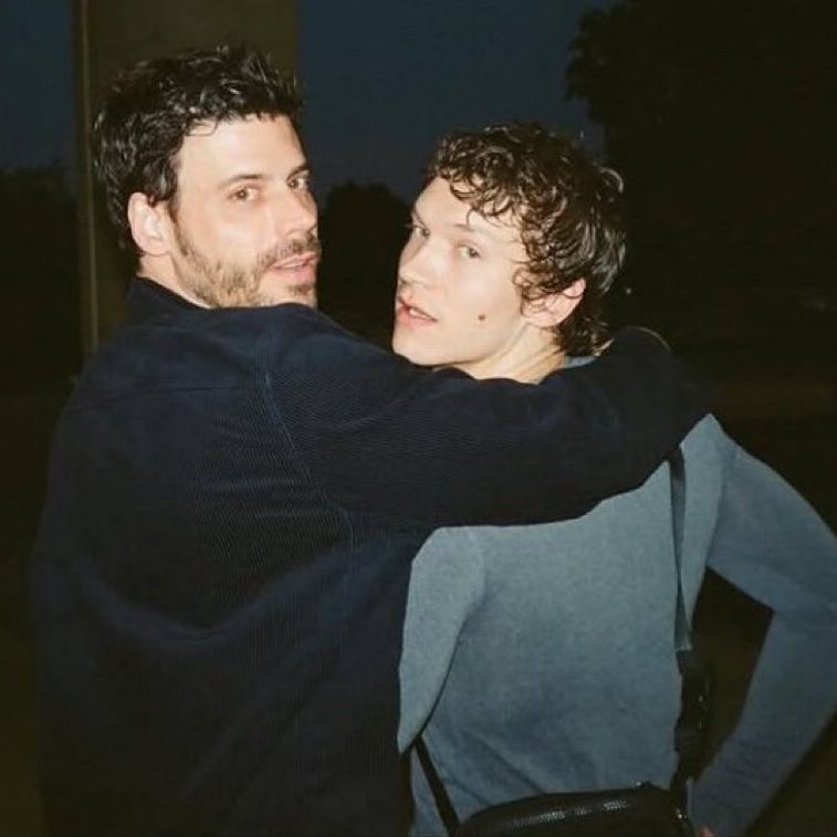 madi 🥐 lets have a kiki tweet media