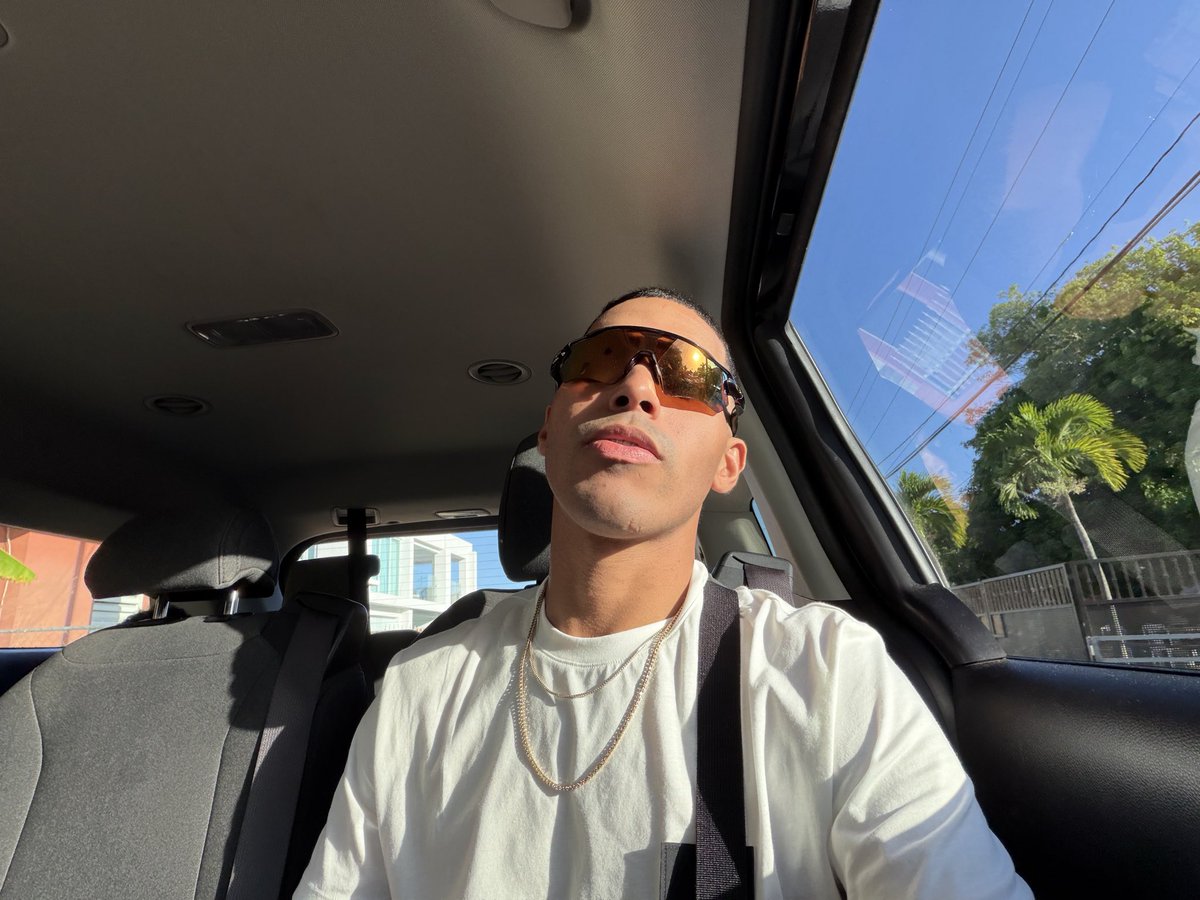 Yaaniel's tweet image. p o r  l o  m í o 🧨