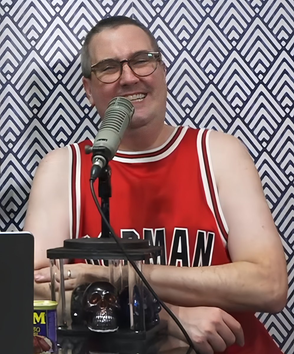 What in the actual fuck??? 🤣 <a href="/AnthonyCumia/">Anthony Cumia</a> look what you did to this poor man. 
<a href="/geno_bisconte/">Geno Bisconte</a> <a href="/frankiemacd/">Frankie MacDonald</a> <a href="/keanuCthompson/">Keanu Thompson</a> <a href="/StancilJim/">Jim Stancil</a> <a href="/peabody_ne79229/">Nelson M. Peabody</a> <a href="/GumFridays/">IHWShow 2.0</a> <a href="/Thurdeye/">Garrett Andritz</a> <a href="/SteveContiDAGOD/">Steve Conti</a>   <a href="/ihwshow/">Not Geno</a> <a href="/FrankP614/">Frank Pellegrino</a> <a href="/larrybeyah/">@larrybeyah CreditToHisGender!</a>