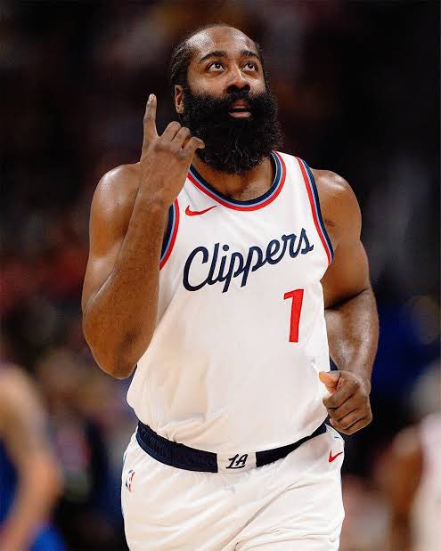 clipfullyloaded's tweet photo. James Harden as a Clipper:

- 1st in triple-doubles
- 4th in APG
- 4th in free-throw percentage
- 6th in assists 
- 7th in three-pointers made
- 7th in PPG

He was only there for 2.5 years https://t.co/UkPQ7RsaNX