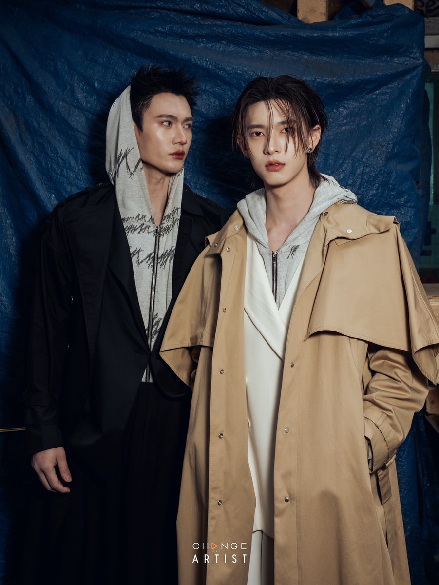 Praewdaily's tweet photo. เกินต้าน ✨ "พูห์ &amp; พาเวล" ในลุคสุดเท่! เข้าร่วมชมโชว์ MMAM ที่ Seoul Fashion Week 2026 

#MMAMxPoohPavel #PoohPavel #ppoohkt #pavelphoom #SeoulFashionWeek #Praewmag https://t.co/BQbHKms2PB