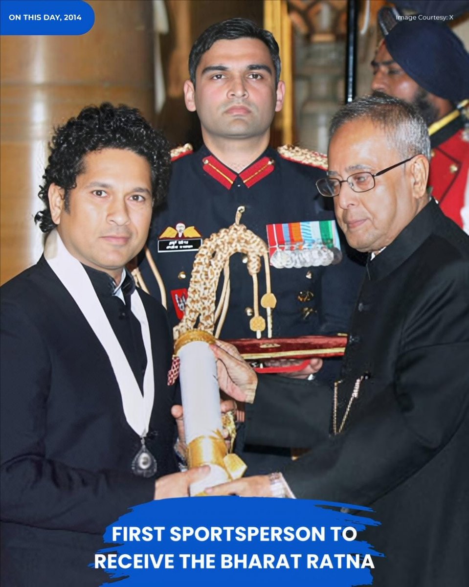#OTD in 2014, Sachin Ramesh Tendulkar was conferred with India's highest civilian award, '𝗕𝗵𝗮𝗿𝗮𝘁 𝗥𝗮𝘁𝗻𝗮' 🫡

[Sachin Tendulkar, On This Day]