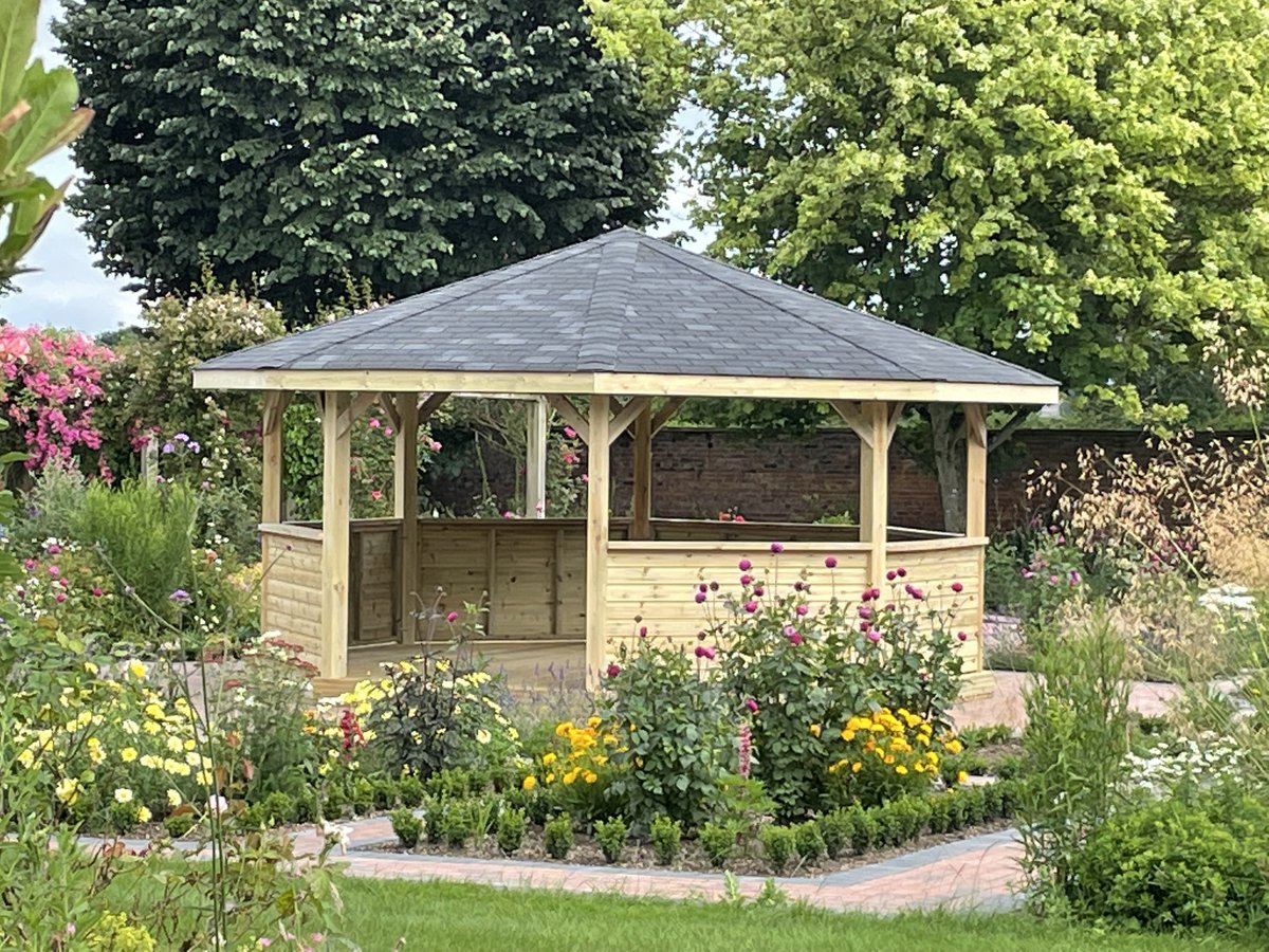 If your thinking of a gazebo project and you would like to discuss 
Contact us -
Web - hgspaces.co.uk/gazebos
Email - info@hgspaces.co.uk
Call - 07584626911