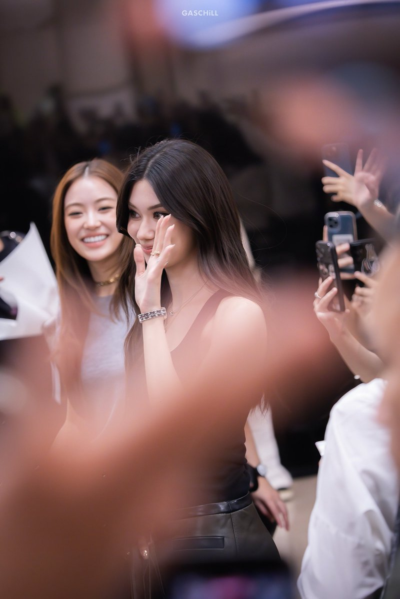 GasChill's tweet image. ɪɴ ᴛʜᴇ ʀɪɢʜᴛ ᴇʏᴇꜱ, ʏᴏᴜ ᴡɪʟʟ ʙᴇ ʙᴇᴀᴜᴛɪꜰᴜʟ

LENAMIU COCO CRUSH CHANEL
#CHANELxLenaMiu 
#LenaMiu #ลีน่าหมิว