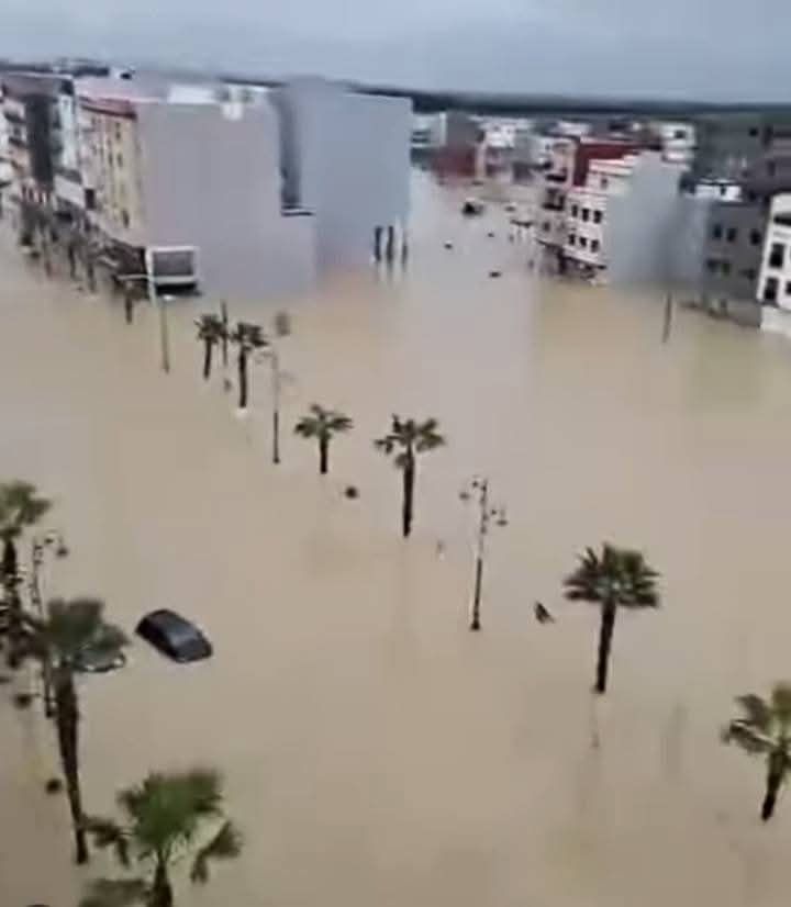 AcresCentre's tweet photo. Pensées solidaires avec la population de Ksar El Kbir et toutes les familles touchées par les inondations du Loukkos. Courage et soutien à tous. 🤍
#Ksar_El_Kebir 
#InondationsLoukkos
#SolidaritéKsarElKbir https://t.co/8ylHO6HSMq