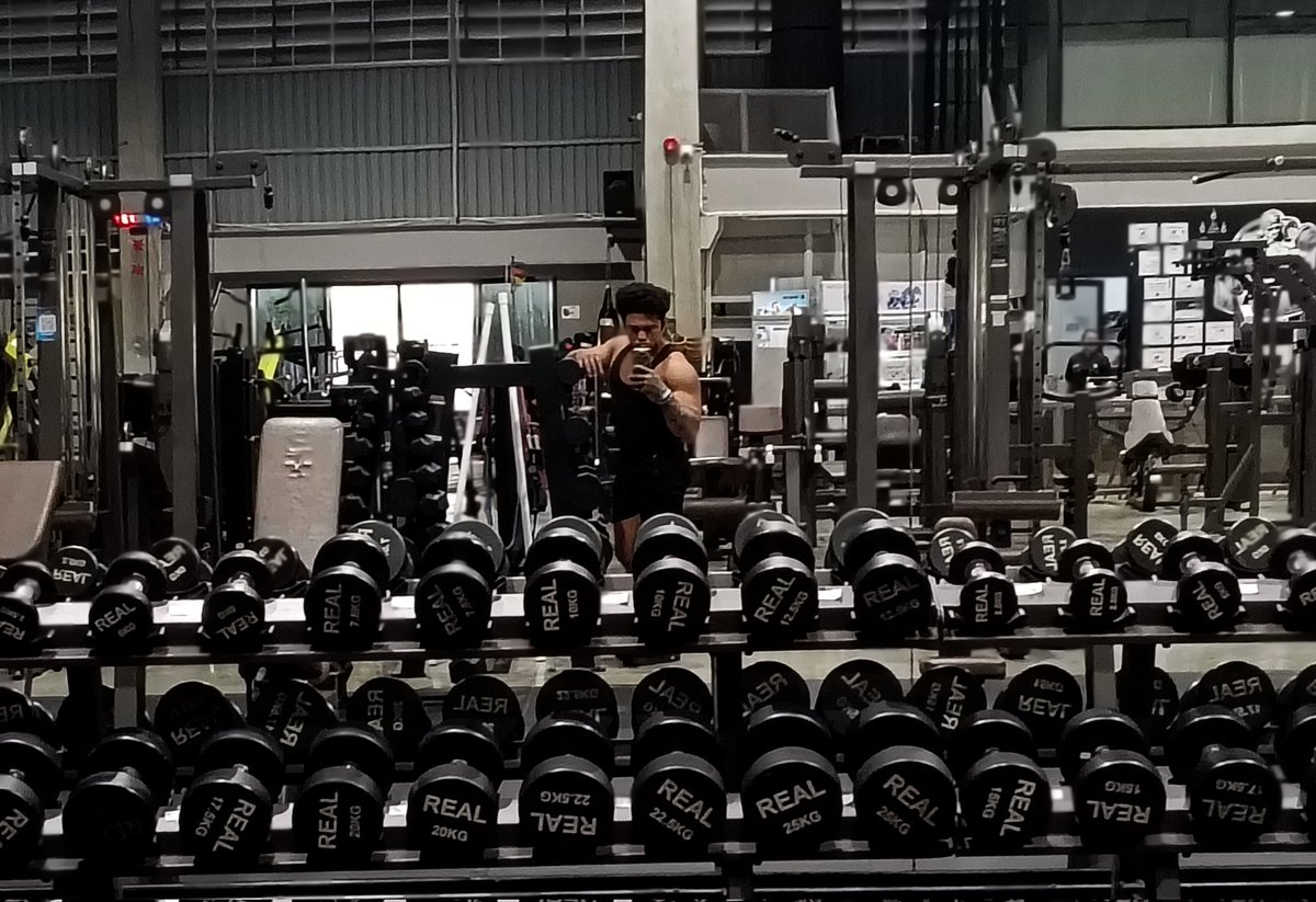 หิวไปซะทุกอย่างเลยน้ำหนักจาก88+79โล1เดือนเริ่มโหย🐻