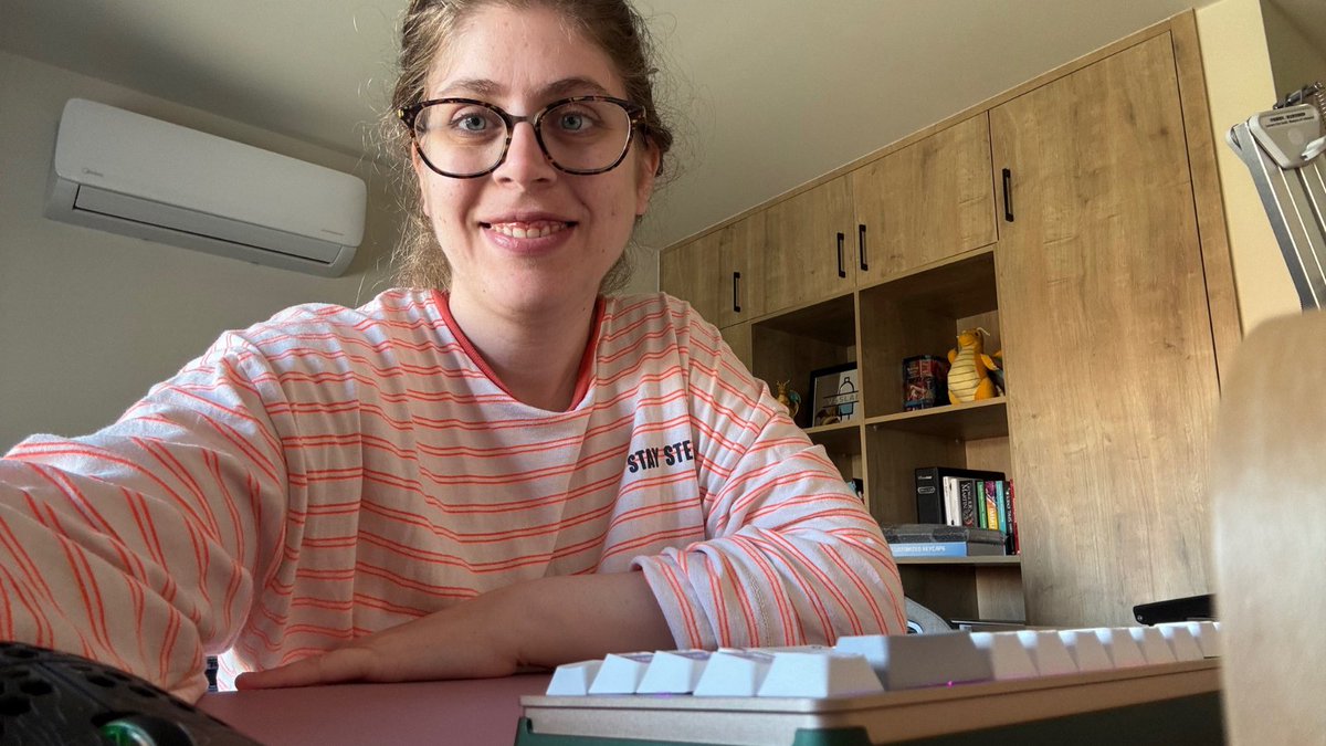 • nanou • tweet media