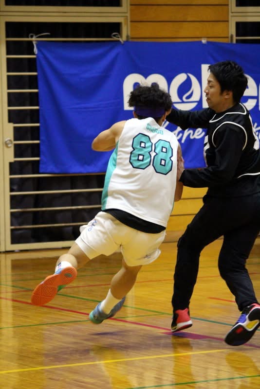 クリスタリア tweet media