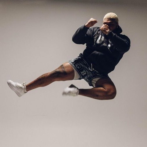 SPOTLIGHT PREDICTIONS FOR TOMORROW 👀

LUCIO MYTHIC
JUNO MYTHIC WEAPON
DRUSKI AS NEXT HERO
HALF A MAP
1 GAMEPLAY CHANGE (ZARYA BUFF)
MINECRAFT COLLAB
CINEMATIC (DOOMFIST VS DURPEE FOR THE UNBAN)
94 CHANGES TO STADIUM 

LETS SEE IF I GET THEM RIGHT 👀