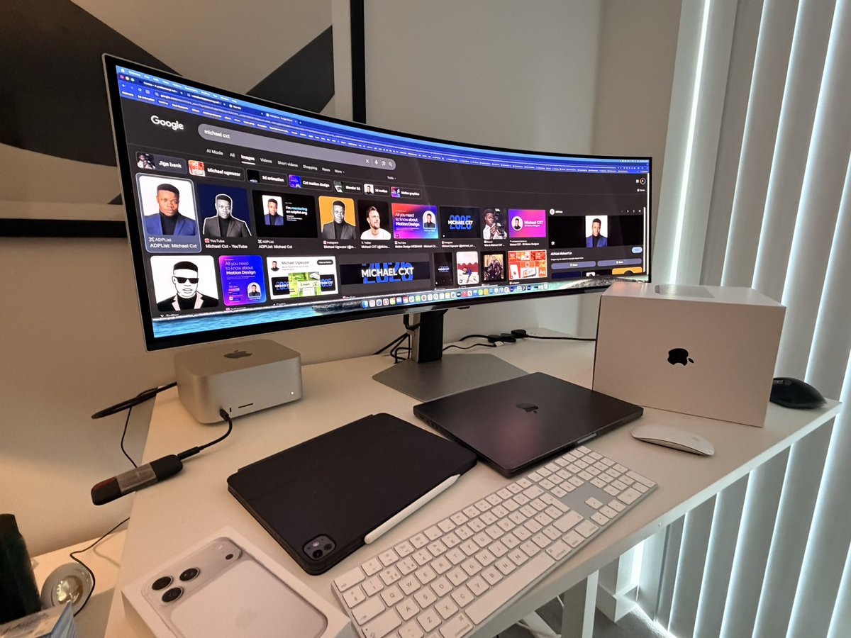 Manifesting a Macbook pro, and a  Samsung Odyssey G9 (49' Ultra-wide),

Amen