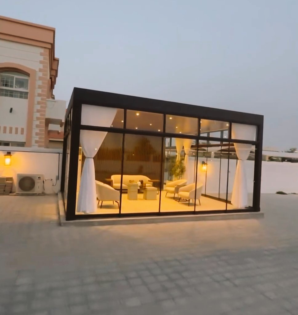 TnsyqN's tweet photo. @JstMsh حركة ماريغا بالإيدين = إطار قلب → نفس فكرة الـ Framing في تنسيق الحدائق اللي بيخلق نقطة تركيز عاطفية وجمالية.لو عايز نطور الفكرة أكتر، ممكن نعمل تصميم حديقة مستوحى من الطقم الأصفر-الأزرق-الأبيض (ألوان فاتحة للنباتات اللي بتزهر صيفًا) https://t.co/EdzgoLL2pN