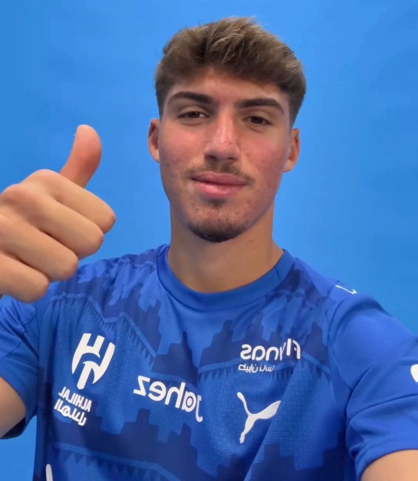 أعتقد سيكون يوسف اكتشيشيك من ضمن هذه القائمة وسيتم الموافق على العروض المقدمه لـنونيز وليوناردو 💙💙