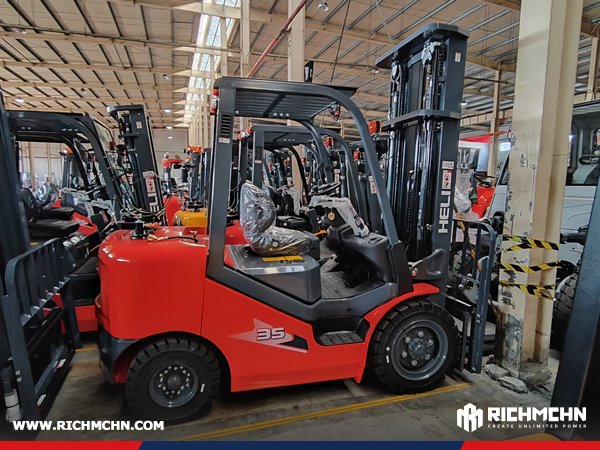 richmchn's tweet photo. RICHMCHN shipped 1 unit HELI CPQYD35 forklift to Mexico π²π½π
LPG & gasoline power with a NISSAN K25 engine βοΈ
3.5T load, stable lifting, built for efficient handling πͺ
π©sales@richmchn.com
#HELI #Forklift #LPGForklift #MaterialHandling #Mexico #LogisticsEquipment https://t.co/ScSvzlqhx8