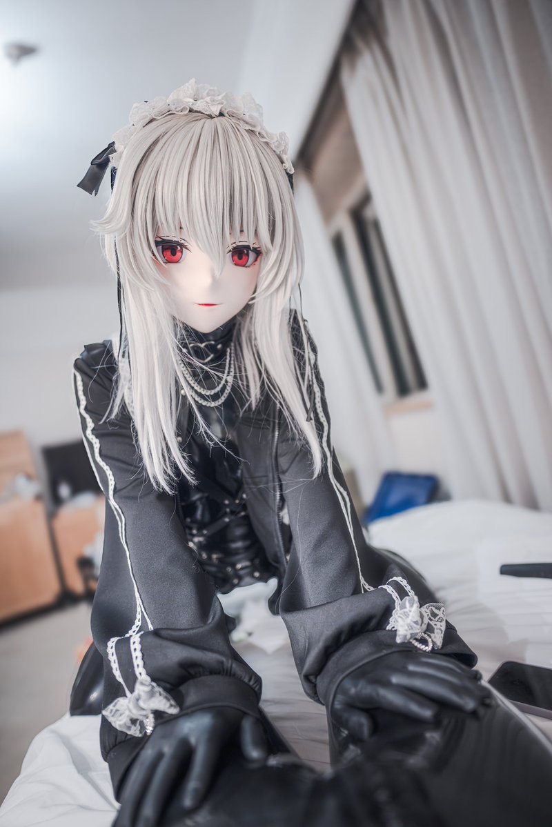 NitroSayaa's tweet image. 某只不愿透露姓名的萨卡班地雷幽灵鲨～（表）
📷：127.0.0.1
#kigurumi
#latex