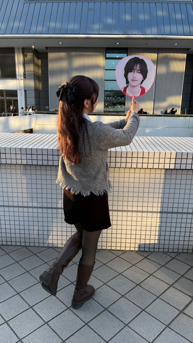 mchi_naniwa's tweet photo. 2/2 VoyAGE🩷
挨拶で大泣き😭
『生まれてきてくれてありがとう』ってオタクの私たちはよく使う言葉だけど、大ちゃんに言われてこんなに言われて嬉しい言葉なんだなって実感した

うちわで書いてたなにふぁむに感謝🙏
なにわ男子のみんなも『生まれてきてくれてありがとう』
#なにわ男子1stDOME_VoyAGE https://t.co/rl9okTVUuM