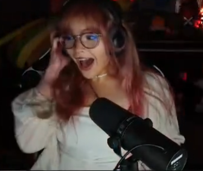 kirbycooo's tweet photo. @aiiygatorz What a reaction and you mad me lose 17k points this stream https://t.co/HKd1WSd3FT