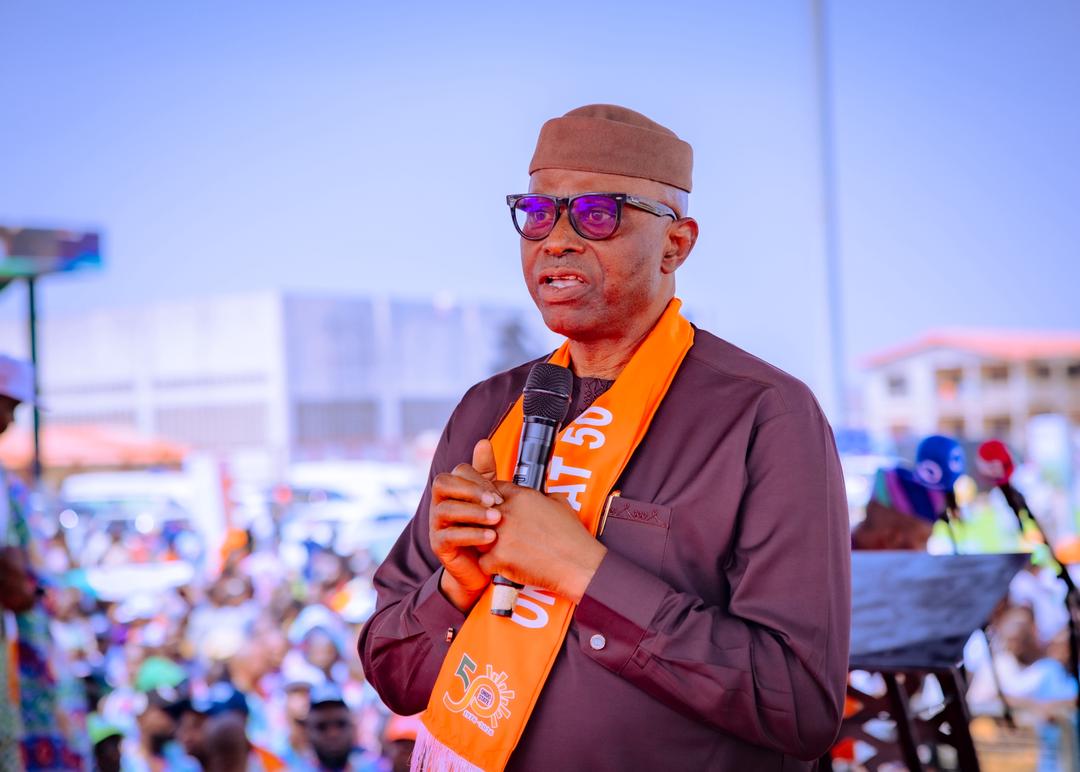 Mary Akinwande tweet media