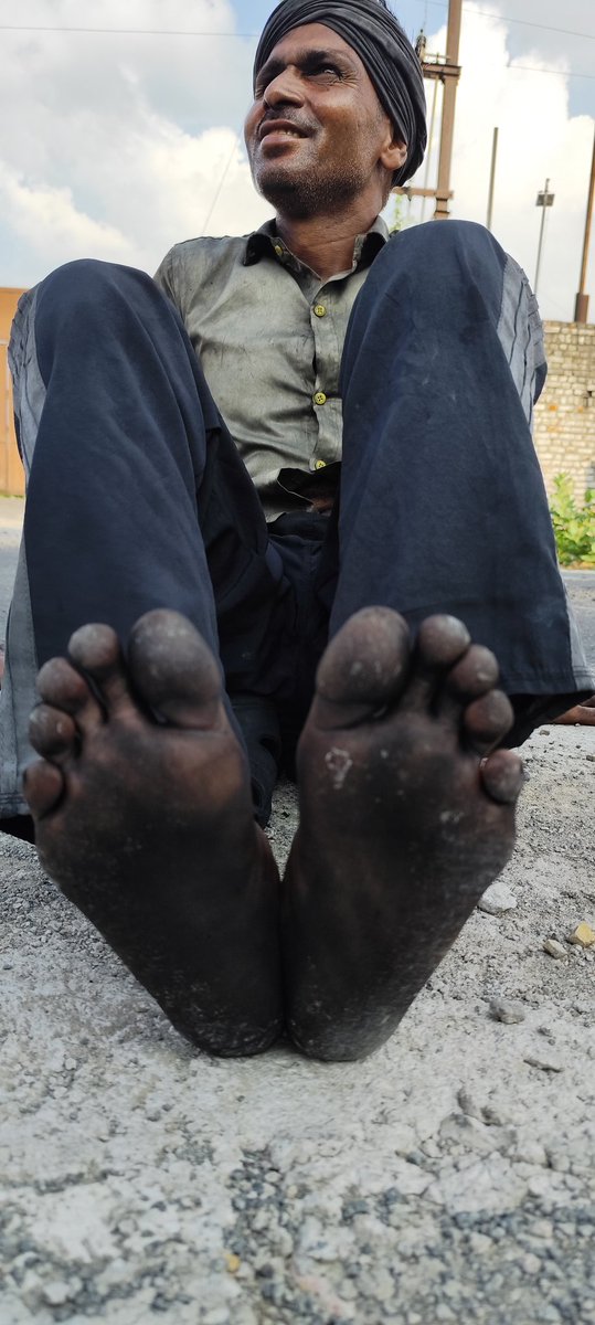 #NewInvestigation: #WasteTyre 

Waste Tyre or used tyre (ELTs), is one of the biggest problems the developed countries are facing.

The Western and the Gulf nations, do not burn their trash in their own backyard to protect their environment. They export it to India.

Since 2017,