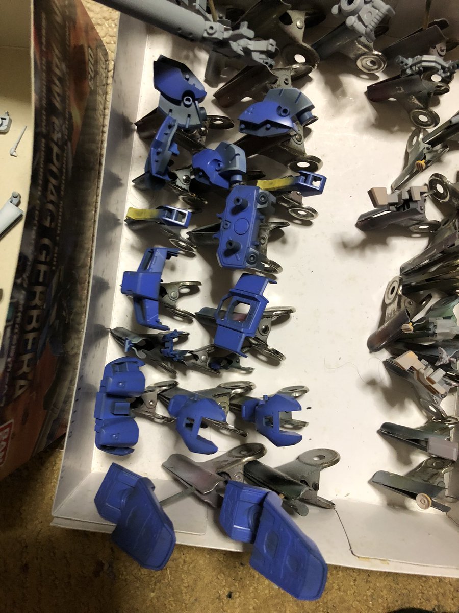 XWV0TP9OOTIgyKa's tweet photo. GP04のブルーが出来ました‼️
今回は珍しくパープル寄りの青にしましたが、、、うーむ🤔まだまだ練習が必要ですな💦
#ガンプラ
#GP04 https://t.co/udIO0F9UH3