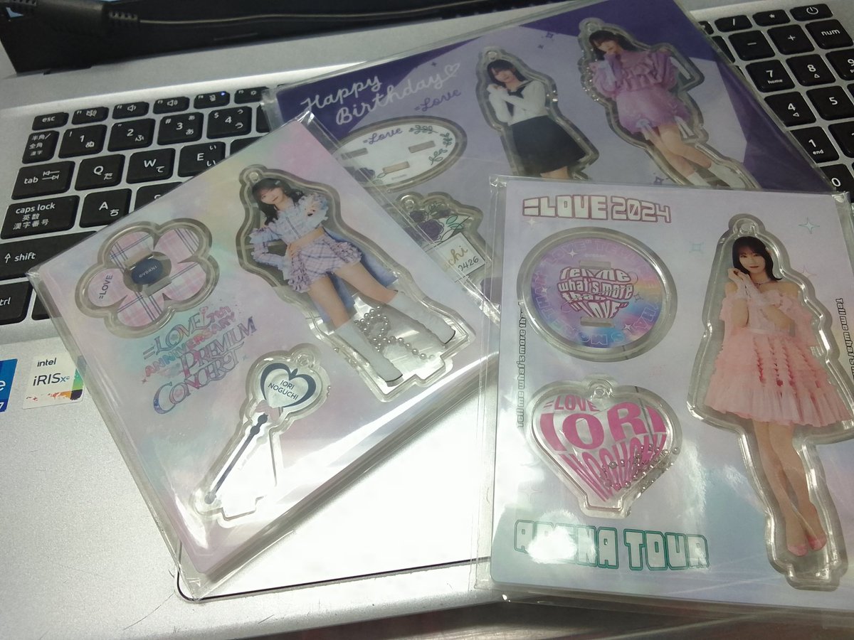 野口衣織さんのアクリルスタンド入荷しました！！