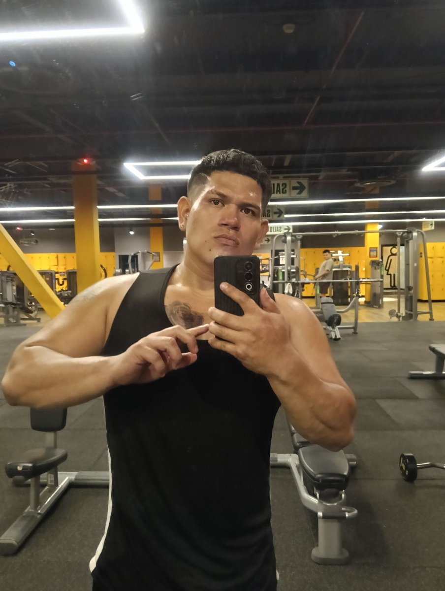 Hola gente,! Denle inbox para ir al gym!