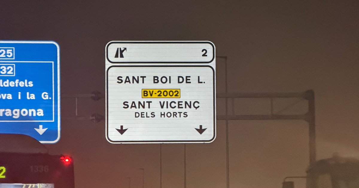 AjSantBoi's tweet photo. S’obren 3 nous ramals a la rotonda el·líptica de la B-25:

➡️Podràs entrar directament a Sant Boi venint des de Castelldefels
➡️Canvia l'entrada a Sant Boi venint des de Cornellà
➡️Podràs accedir a l'Oasis des de l'el·líptica

👉https://t.co/RhPkfGGim7

#Avís #B25 #SantBoi https://t.co/xr4TD35D2B