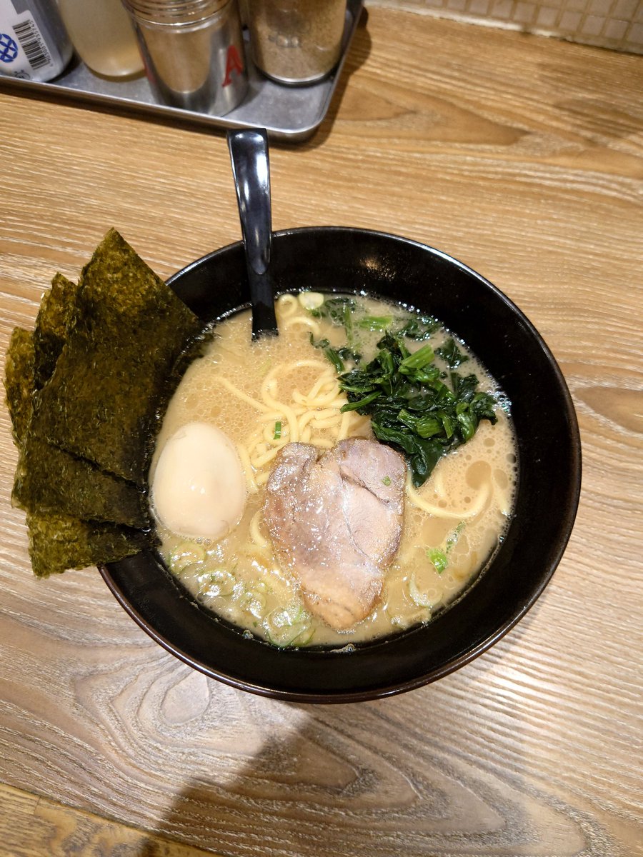 11ramen11's tweet photo. 横浜家系ラーメン銀屋

＃川崎 https://t.co/yZhpWbWAGG