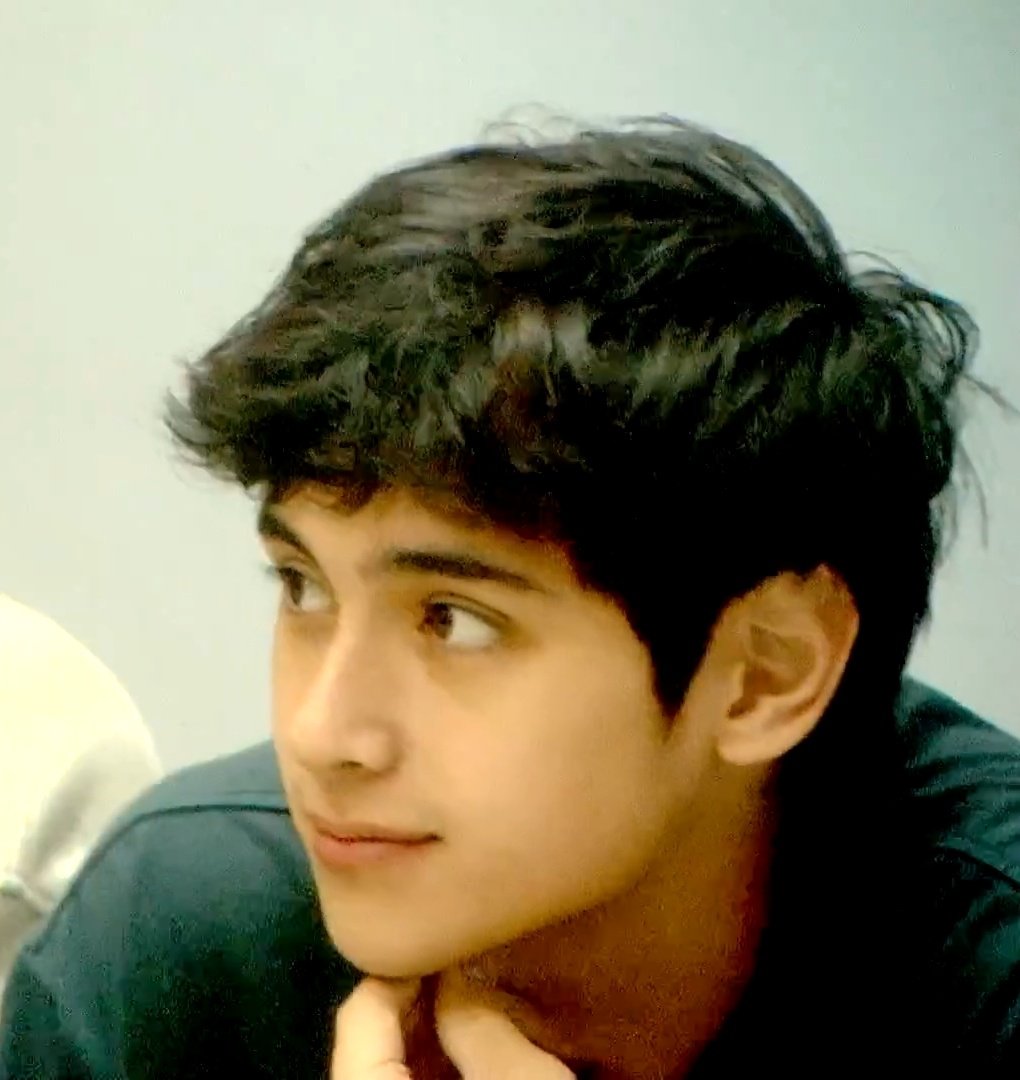 moymoyscapcap's tweet image. Alam kong gagalingan mo moymoy, galingan mo ✊ baka today (kanina or ngayon as we speak) ang elimination ng kapuso hms kaya, NEVER BACK DOWN, NEVER GIVE UP! 💪

#HeathJornales