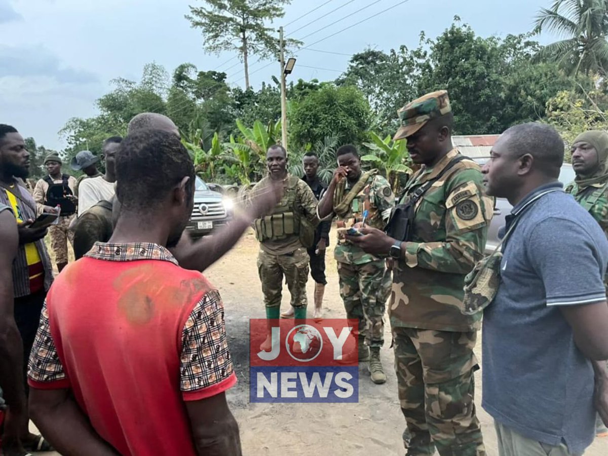 JoyNewsOnTV's tweet photo. NAIMOS discover and destroy a complex network of galamsey activities on River Pra at Eastern Region.

#AMShow https://t.co/qs0D1r0WP7