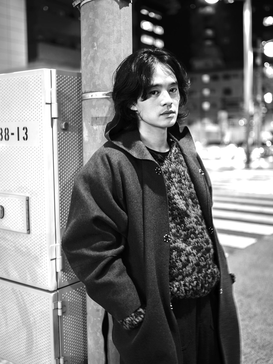 いよいよ明日2月5日発売となります、1冊丸ごと1人の表現者を