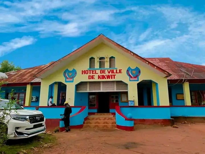 À Kikwit, l’heure est au sursaut collectif. Jeunesse et autorités, prenons nos responsabilités pour protéger notre ville et renforcer nos institutions. Des décisions courageuses s’imposent afin d’éviter toute infiltration.
#Kikwit #JeunesseResponsable