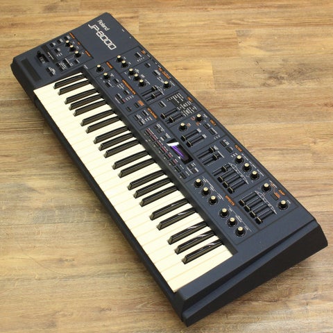【難アリ良品】Roland JP-8000 アナログモデリングシンセサイザー Roland JP-8000が中古で入荷！ 1997年発売のアナログモデリング