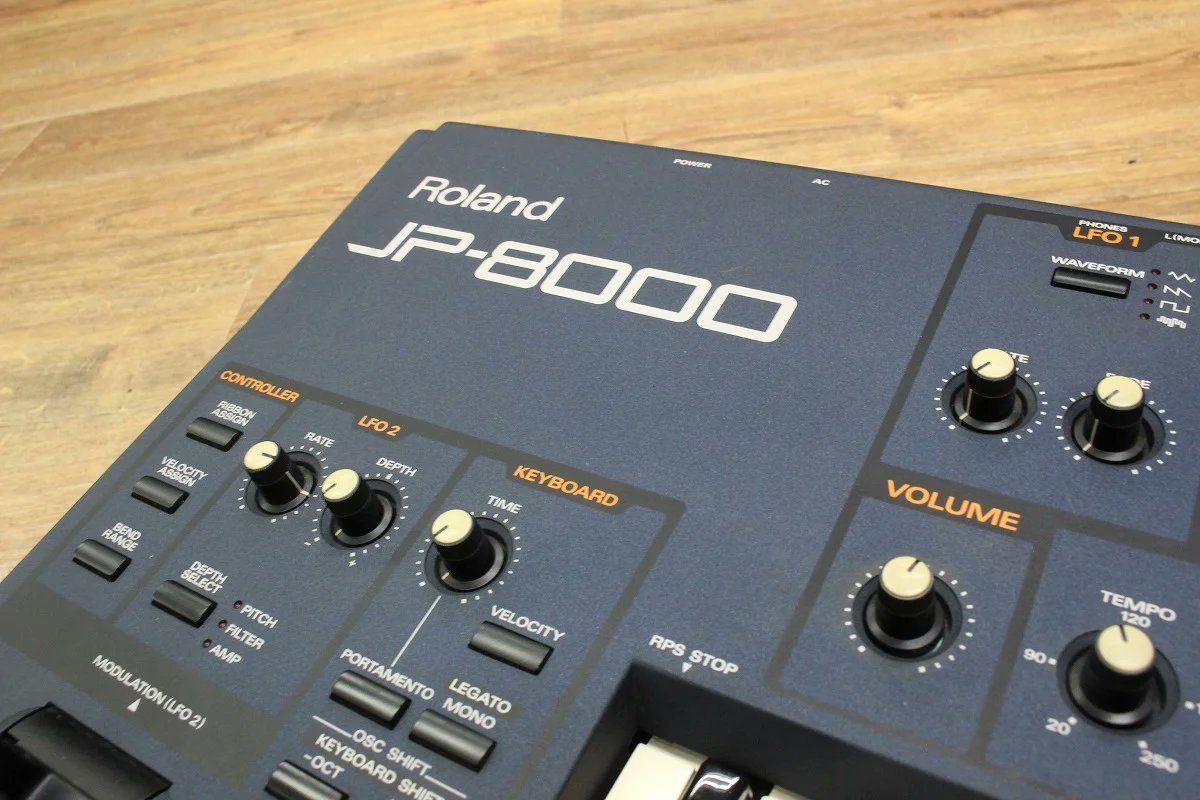 Roland JP-8000が中古で入荷！ 1997年発売のアナログモデリング