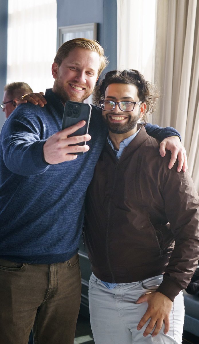 bsov123's tweet image. I call this one…. 

Diversifying my portfolio: camera angles addition 

Went to @amitisinvesting second NYC meetup!! 100000/10 event !!!

For all those on edge, buy the ticket. It’s nothing but meeting so many other investors and talking stocks. 

Special event!! Better host !!!