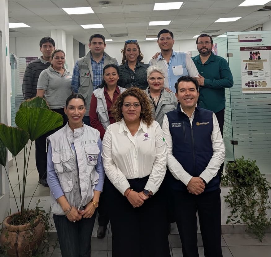 arturomedinap's tweet image. Hoy estuvimos en #Sonora, trabajamos con @Yuriddhh y  el equipo de @CEAVmex en el Centro de Atención Integral #CAI en este bello Estado. La atención a las víctimas es una prioridad para el gobierno de México y para la @SEGOB_mx.