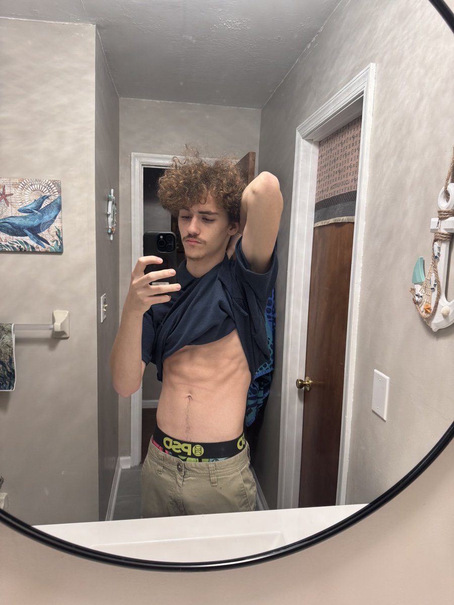 MasterJosh000's tweet photo. Space in 30mins to an hour be there so you can serve me and my alpha friends😈 https://t.co/ZQzFgEeuec