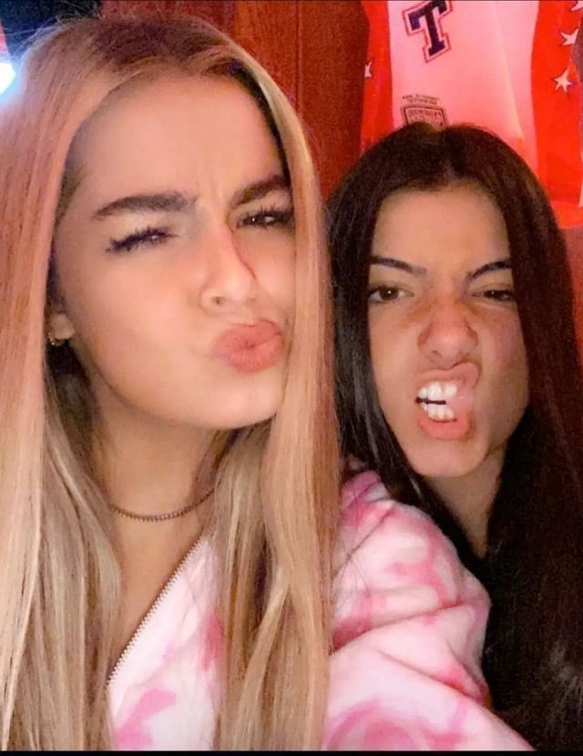 Fallen_King77's tweet photo. Tô me acabando pra esses faceporns deliciosos aqui 😵‍💫😵‍💫😵��💫😵‍💫😵‍💫😵‍💫
Boquinha linda da porra https://t.co/Kzi9SpknbC