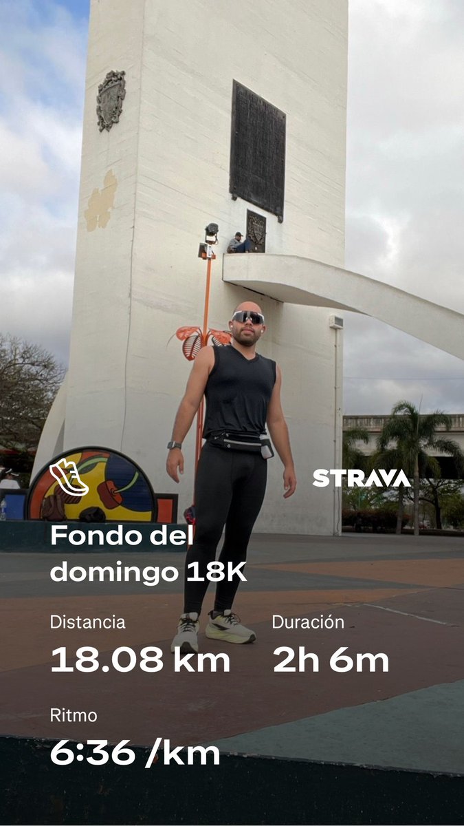 rooseveltfcr's tweet photo. ¿No les pasa que se enamoran del running y el domingo quieren que llegue solo para correr?
#running #run #runner #boy #guy #venezuela #obelisco #fondo #domingo #correr #echale https://t.co/m6ySzP7y0y