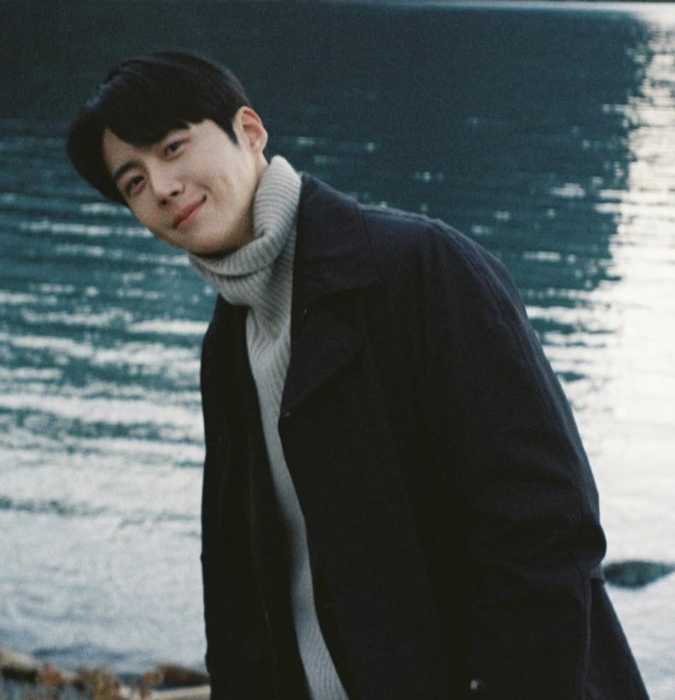 7oriaaa's tweet photo. Loving Kim Seonho feels more meaningful every day,
and being part of the Seonhohada fandom is something I truly thank God for 💙 https://t.co/fjyIqK6oVy