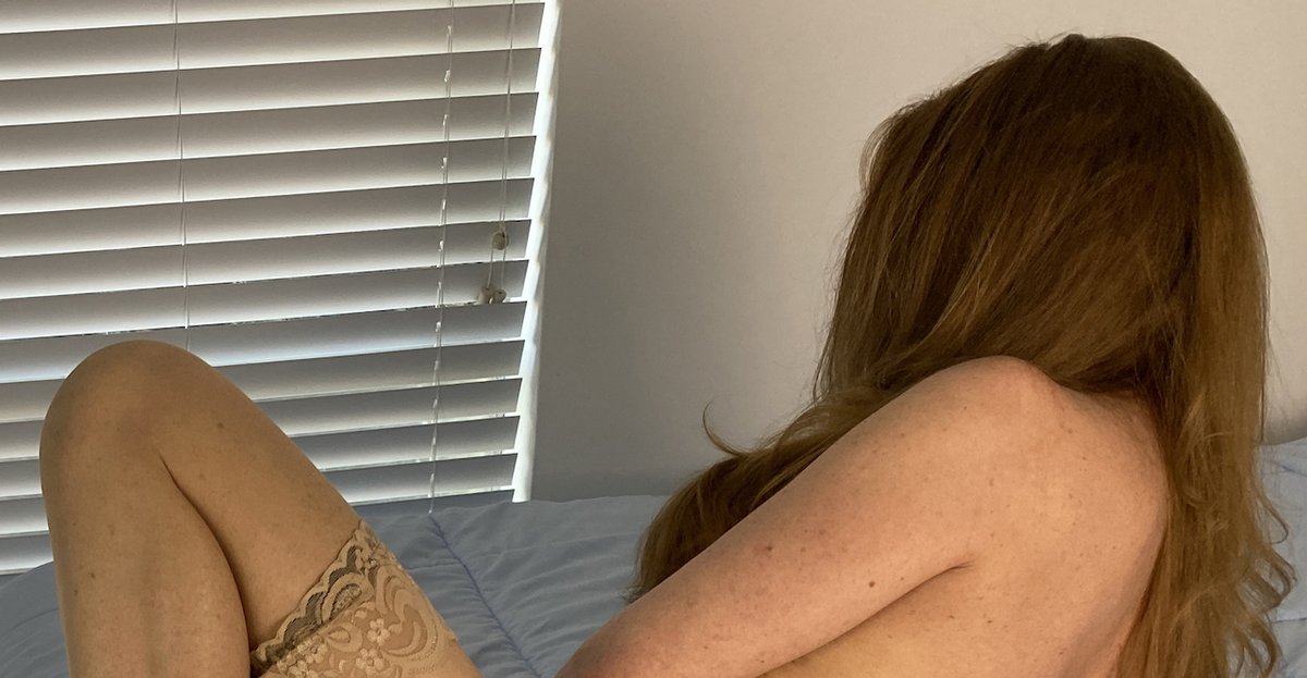 Captured moments! 📷 CLICK 📷 LINKTREE 📷 to see the full #photoset. Nude #Thighhighs #Boudoir #Redhead #Sexy #Tease #Art #IntimacyCoordinator #Model #Actress #Pason #PasonActress