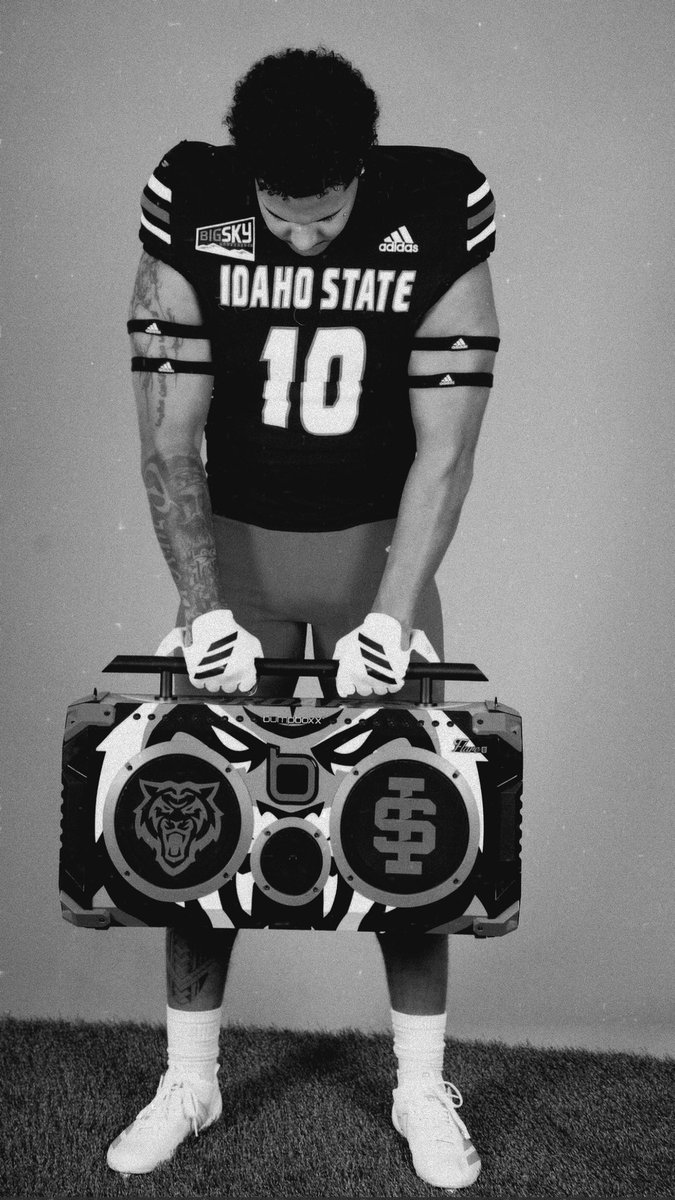 imbrayy10's tweet photo. Had a Great visit and time this past weekend! Thank you to everyone at ISU for making it feel like my new home
@CoachAnguay_ISU @gnduff @BengalGridiron @PrepRedzoneNV @GregBiggins https://t.co/xSAECyqezq