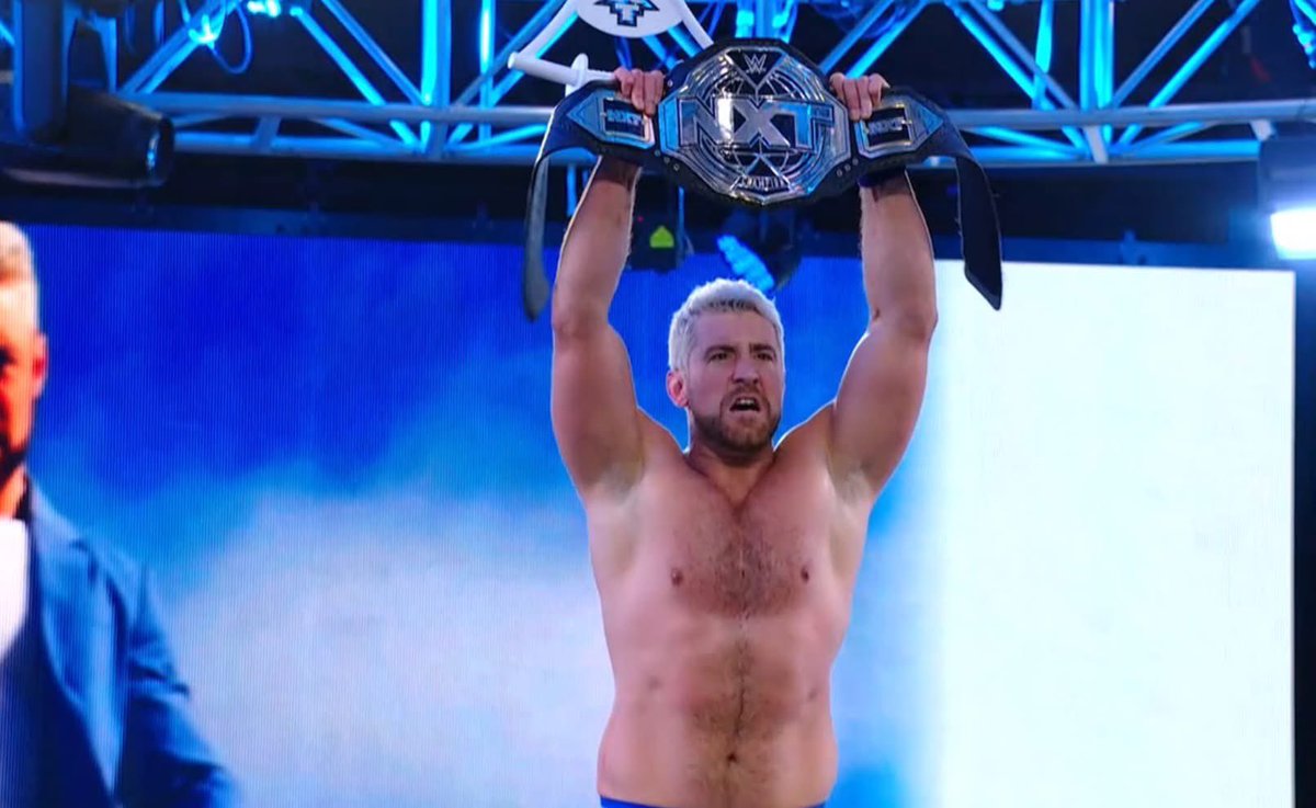 BroGamesX's tweet photo. Say His Name And He Appears I Believe In Joe Hendry, después de un temendo combate de escaleras donde los 7 hombres se lucieron Joe Hendry gana y se convierte en el nuevo campeón de NXT, para mi completamente merecido, felicidades al nuevo campeón.
#WWENXT https://t.co/BpBQpSvRoN
