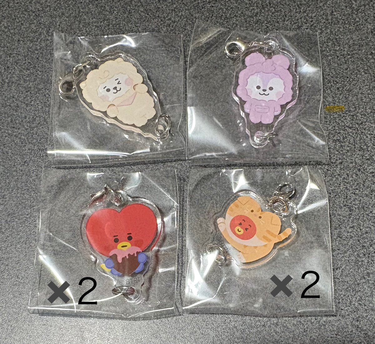 BT21 LINE FRIENDS SQUARE 渋谷
つながるチャーム ガチャ 交換

【譲】
RJ、MANG、TATA

【求】
・Sweet＆Melty Chocolate
・CAT DAY 
→ SOOKY、RJ

・Eco Fur Baby
→SHOOKY

※まとめての方優先

郵送交換📮希望です。
お気軽にお声掛けください🙇‍♀️
